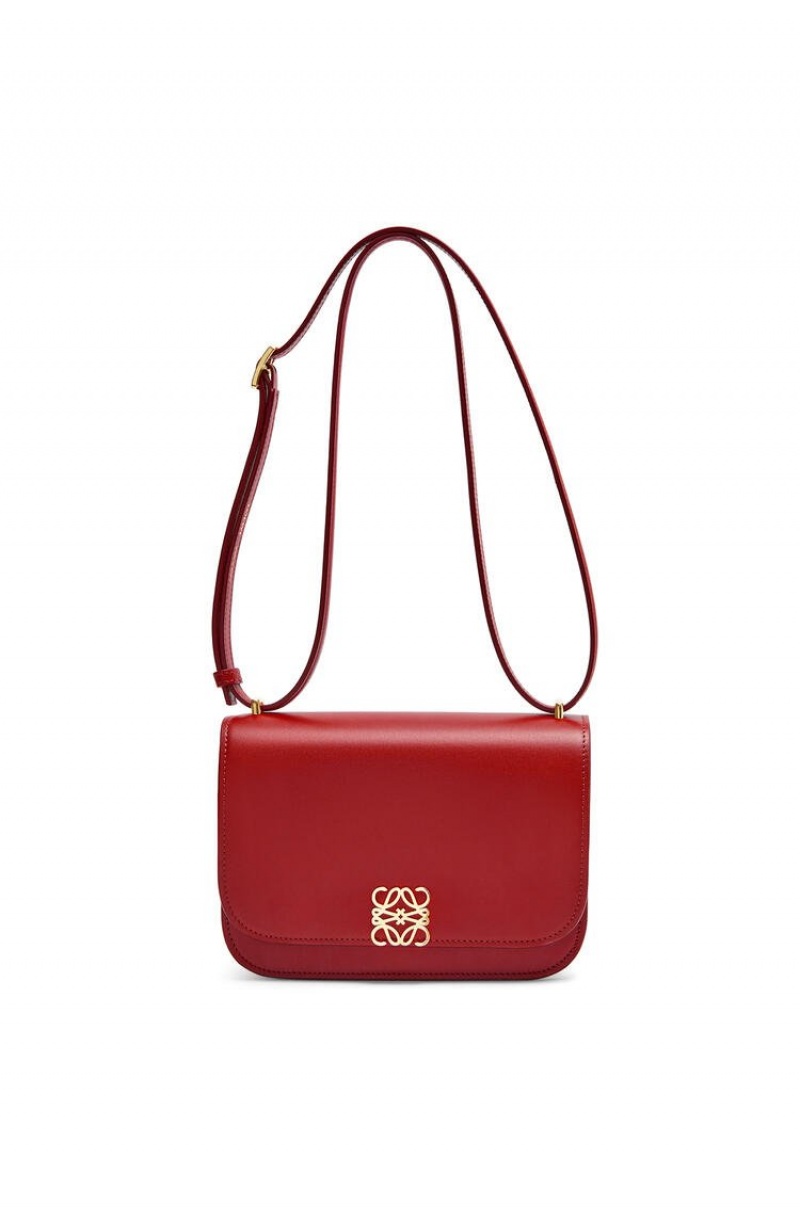 Bolsa De Hombro Loewe Small Goya bag in silk calfskin Mujer Rojas Oscuro | 126AZNMVL