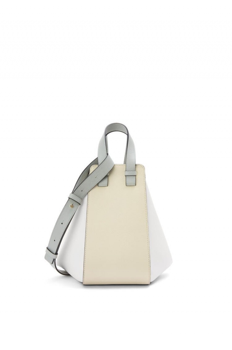 Bolsa De Hombro Loewe Small Hammock bag in classic calfskin Mujer Gris Verde | 593CYZOMH