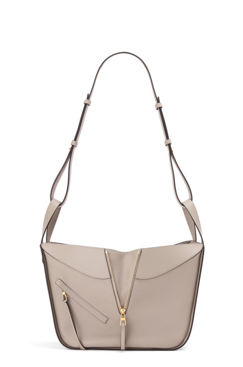 Bolsa De Hombro Loewe Small Hammock bag in classic calfskin Mujer Sand | 965BDRYLP