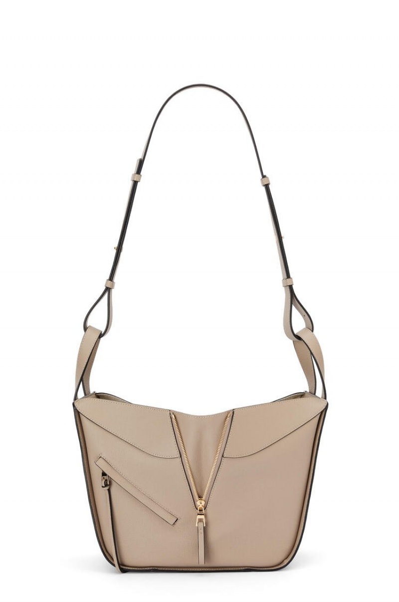 Bolsa De Hombro Loewe Small Hammock bag in pebble grain calfskin Mujer Sand | 134OKSMVQ