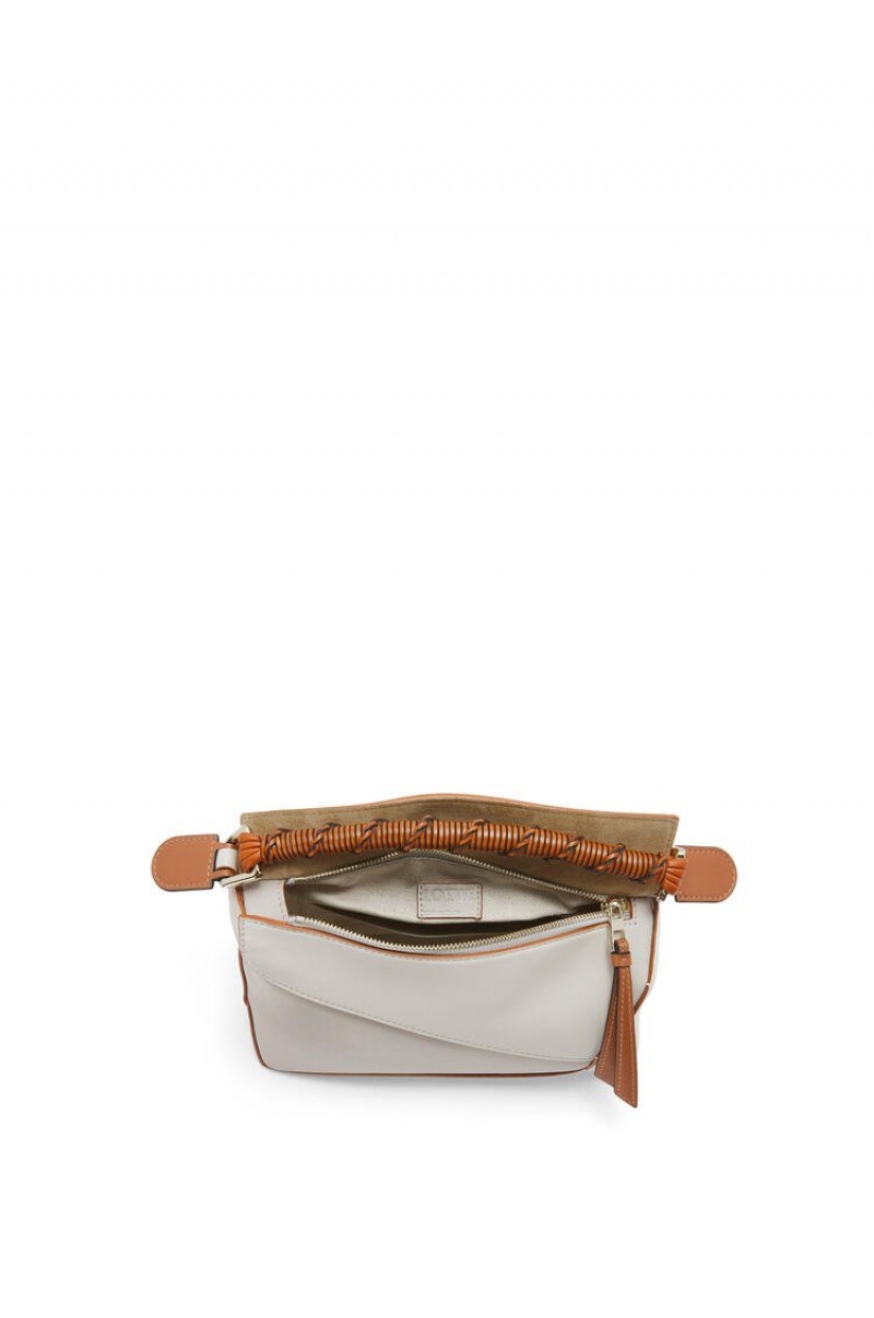 Bolsa De Hombro Loewe Small Puzzle Edge bag in nappa calfskin Mujer Blancas | 186FMOBEV