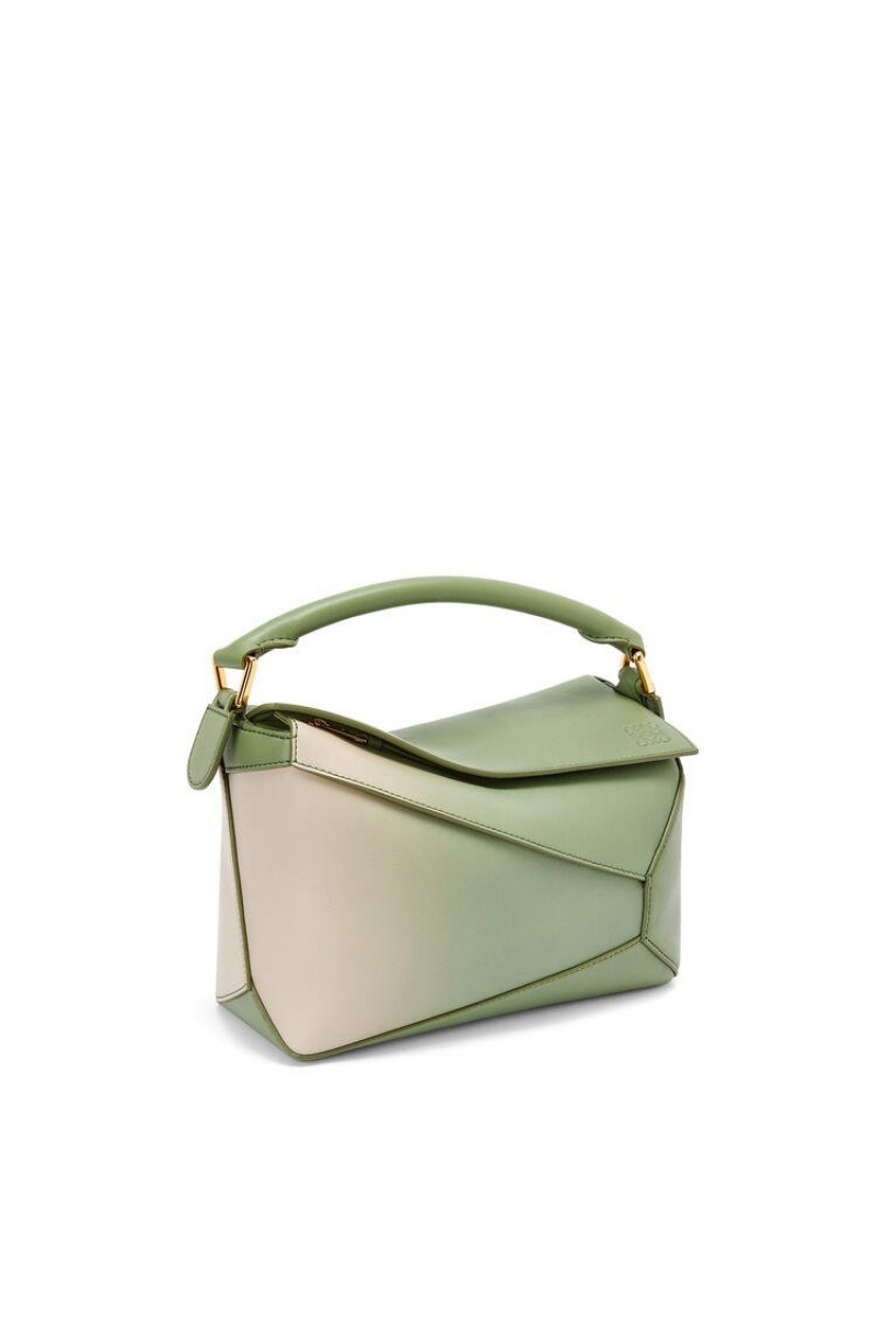 Bolsa De Hombro Loewe Small Puzzle Edge bag in degrade nappa calfskin Mujer Verde Menta | 784UCDWTJ