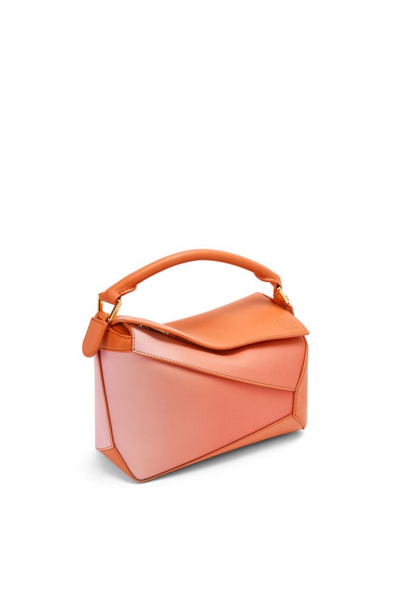 Bolsa De Hombro Loewe Small Puzzle Edge bag in degrade nappa calfskin Mujer Coral Oscuro | 513ETZANK