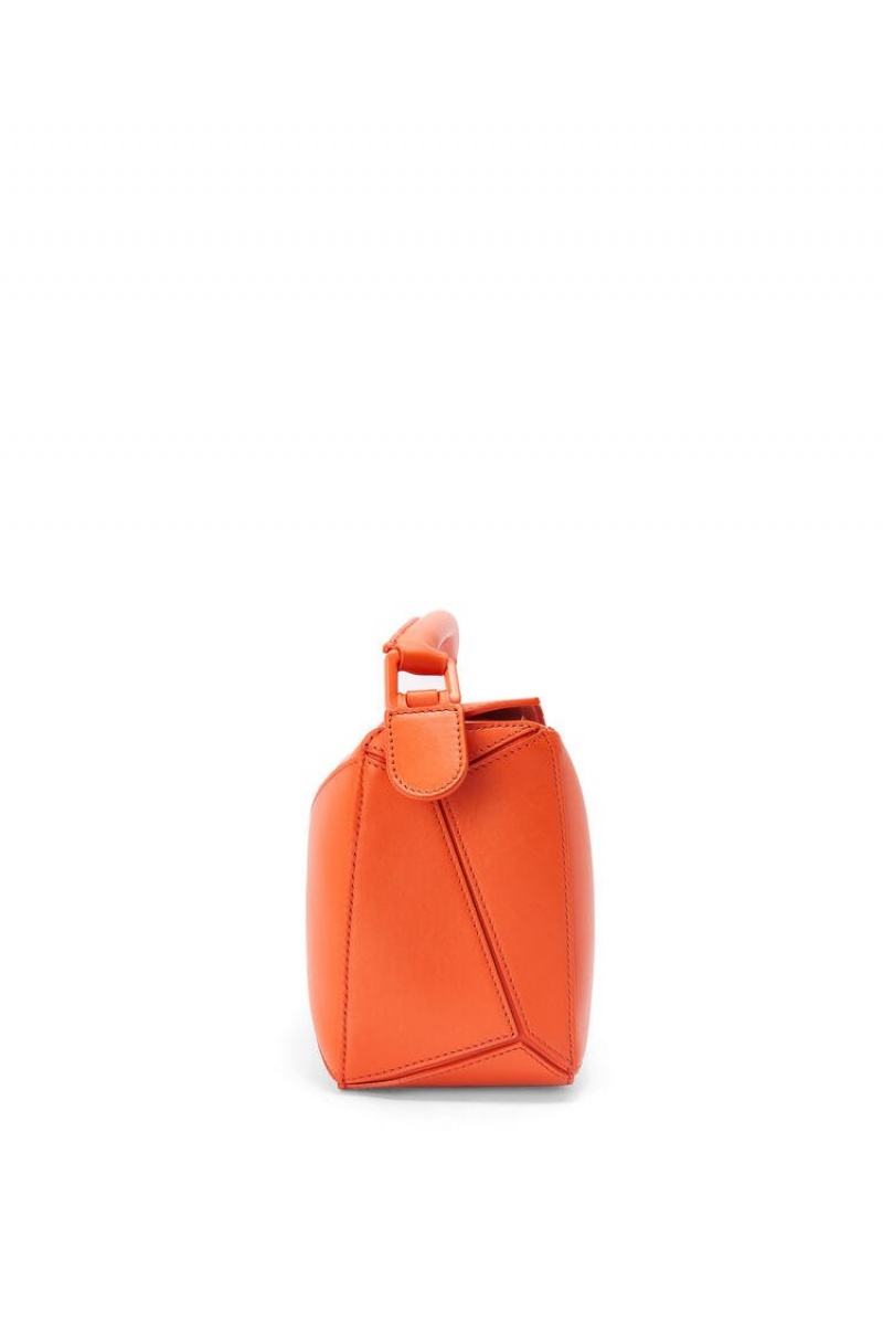 Bolsa De Hombro Loewe Small Puzzle bag in satin calfskin Mujer Naranjas | 172UZAEQS