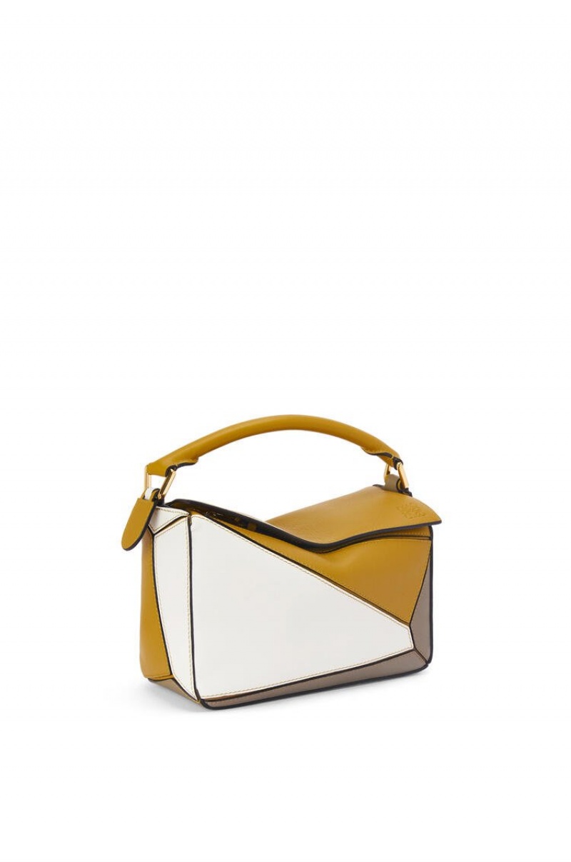 Bolsa De Hombro Loewe Small Puzzle bag in classic calfskin Mujer Blancas | 347IPVTDF