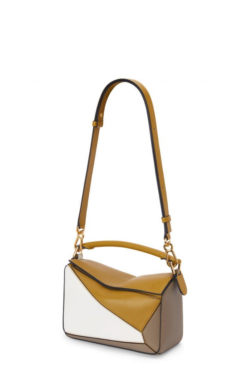 Bolsa De Hombro Loewe Small Puzzle bag in classic calfskin Mujer Blancas | 347IPVTDF