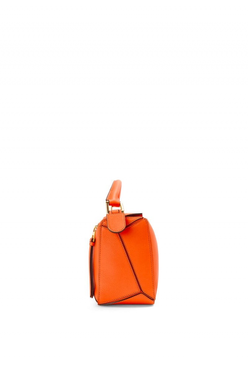 Bolsa De Hombro Loewe Small Puzzle bag in classic calfskin Mujer Naranjas | 781EUINRY