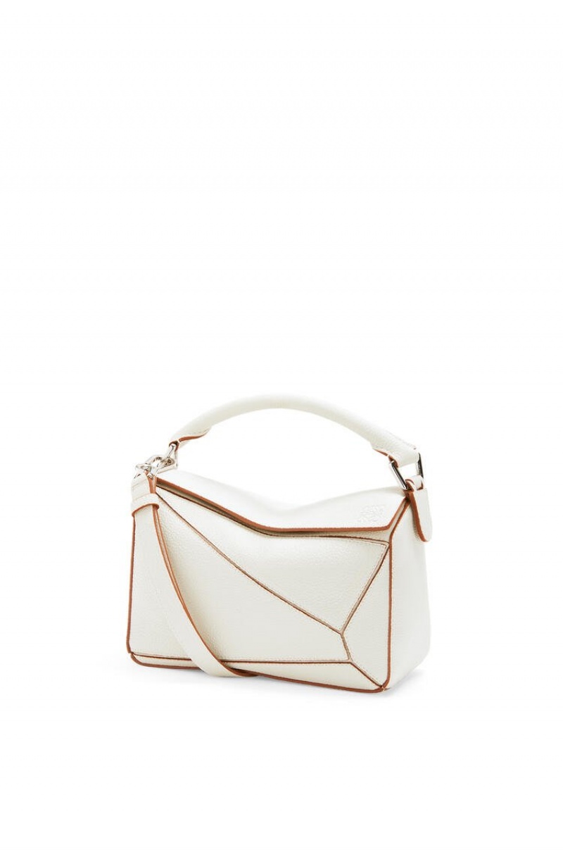 Bolsa De Hombro Loewe Small Puzzle bag in soft grained calfskin Mujer Blancas | 374MNLGBO