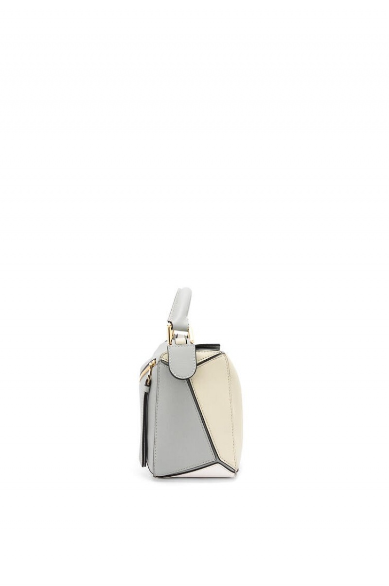 Bolsa De Hombro Loewe Small Puzzle bag in classic calfskin Mujer Gris Verde | 683ACJWNM