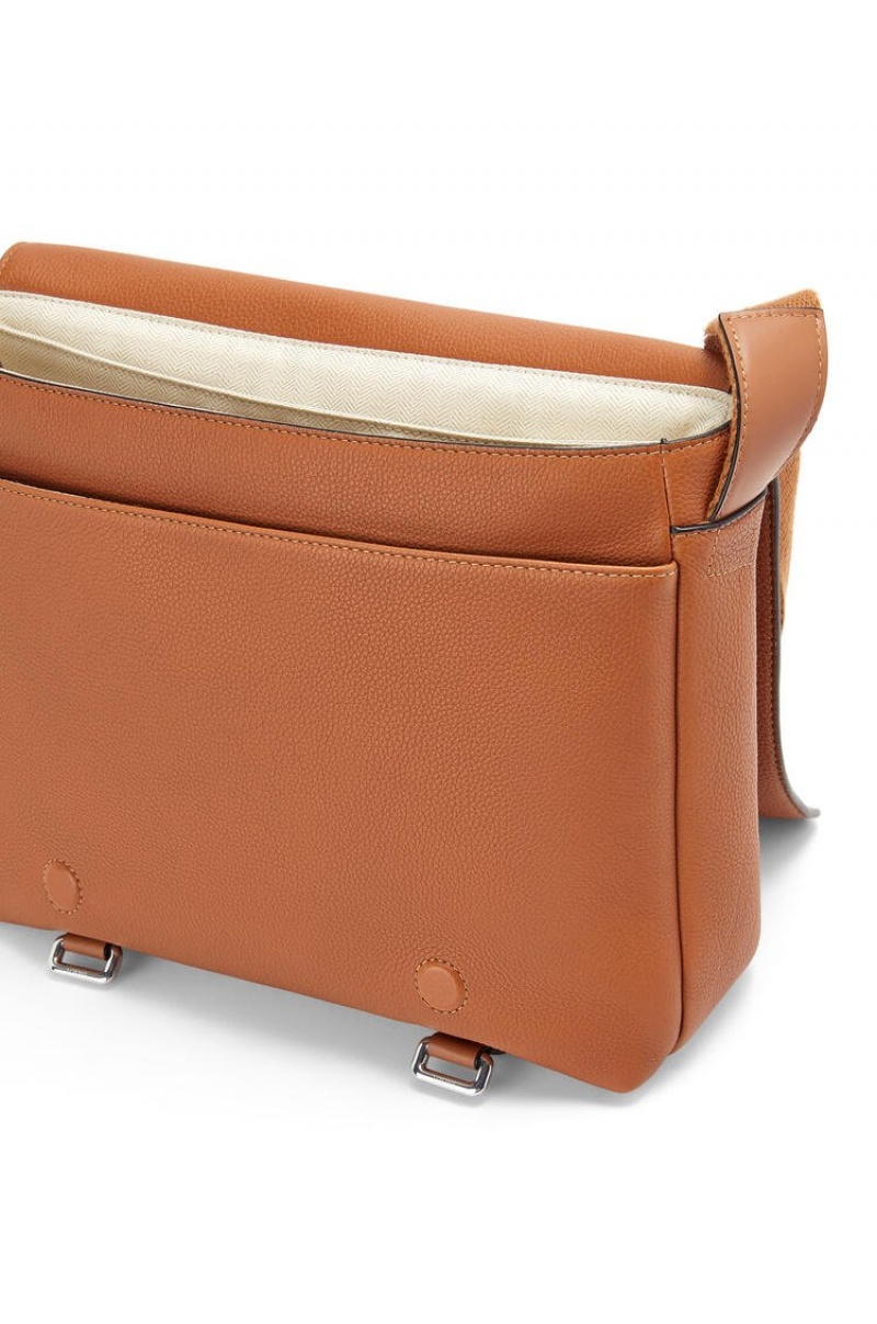 Bolsa De Mensajero Loewe Military Messenger Bag in soft grained calfskin Hombre Tan | 201MYKDQN