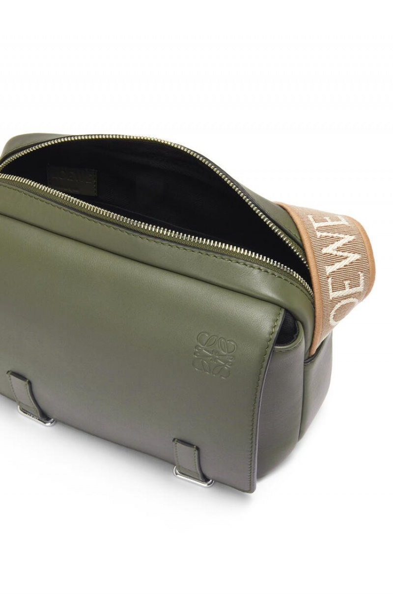 Bolsa De Mensajero Loewe XS Military messenger bag in supple smooth calfskin and jacquard Hombre Kaki Verde | 875DNPBUW