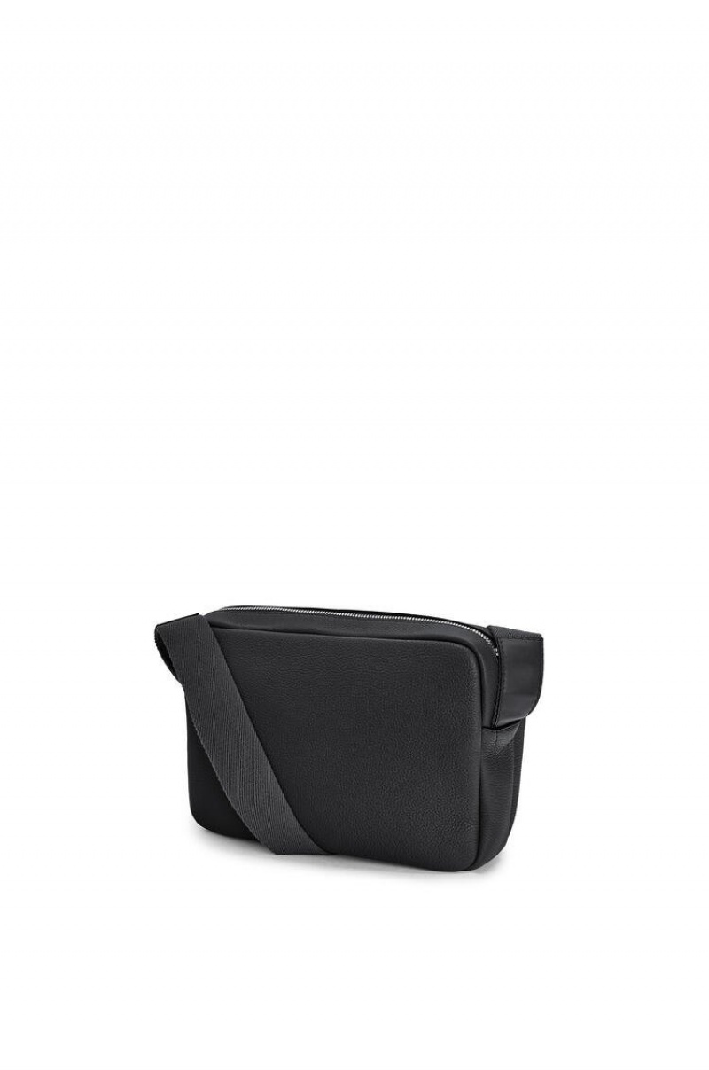 Bolsa De Mensajero Loewe XS Military messenger bag in soft grained calfskin Hombre Negras | 430AIFPEV