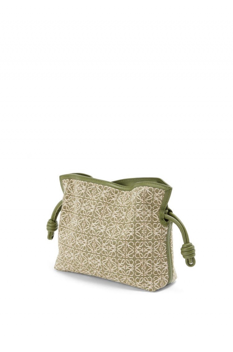 Bolsas Hombro Loewe Mini Flamenco clutch in Anagram jacquard and calfskin Mujer Verde Verde | 701WYIDFL