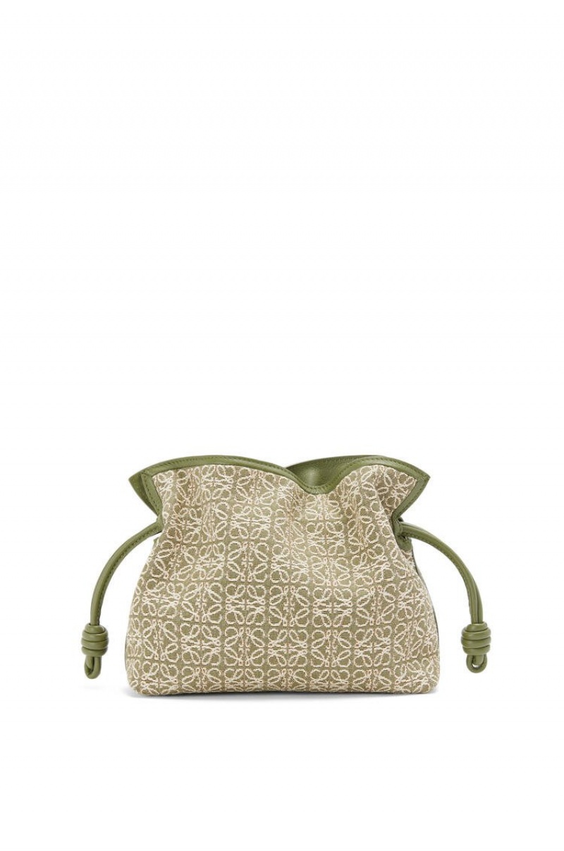 Bolsas Hombro Loewe Mini Flamenco clutch in Anagram jacquard and calfskin Mujer Verde Verde | 701WYIDFL