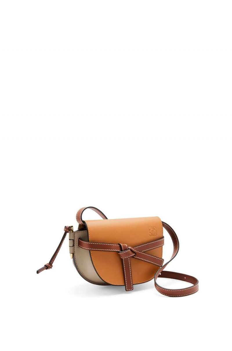 Bolsas Hombro Loewe Mini Gate Dual bag in soft calfskin Mujer Gris Claro | 205XWHRNY