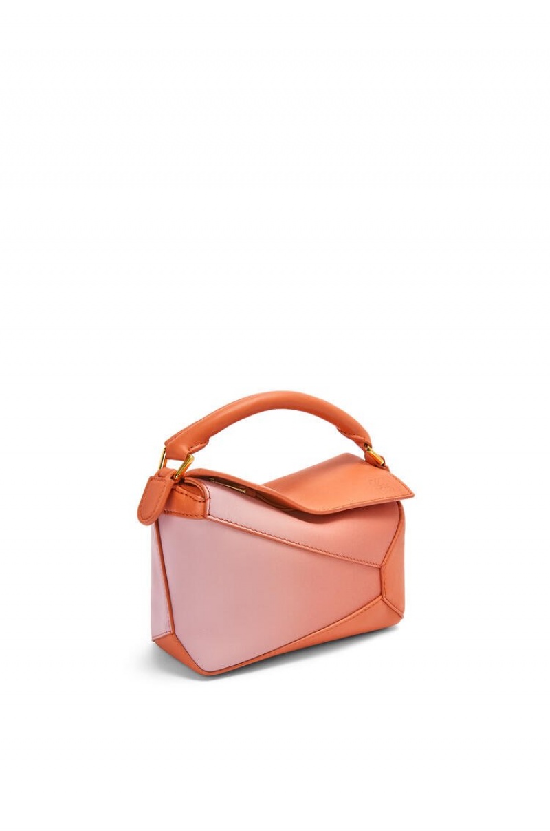 Bolsas Hombro Loewe Mini Puzzle Edge bag in degrade nappa calfskin Mujer Coral Oscuro | 890CRMQVZ