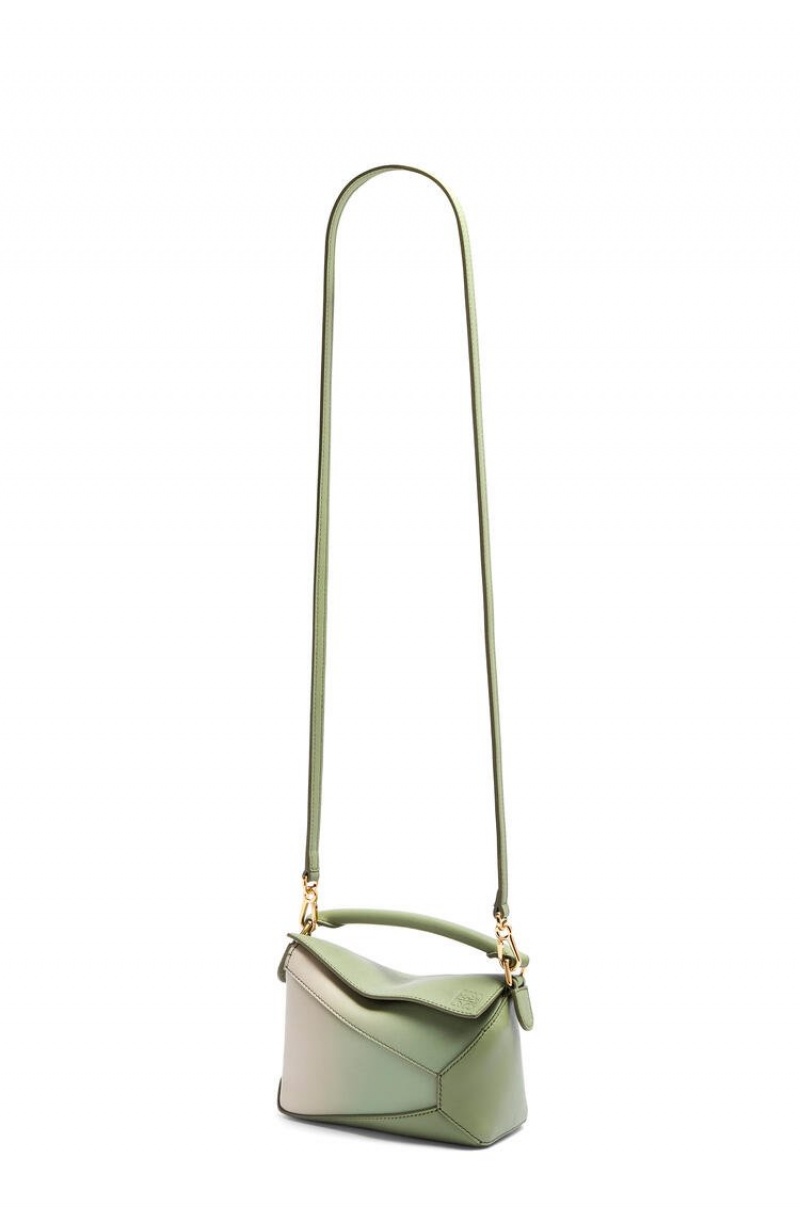 Bolsas Hombro Loewe Mini Puzzle Edge bag in degrade nappa calfskin Mujer Verde Menta | 476UTKDLR