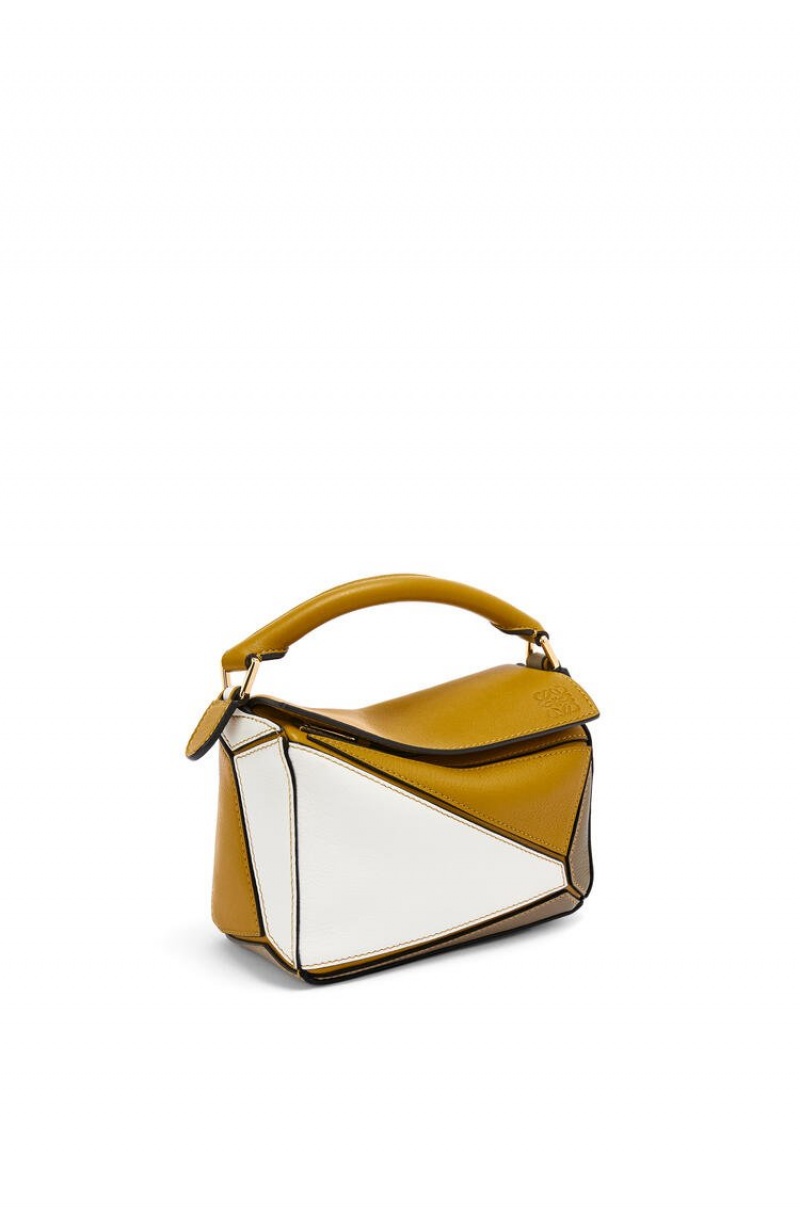 Bolsas Hombro Loewe Mini Puzzle bag in classic calfskin Mujer Blancas | 149CVEBQS