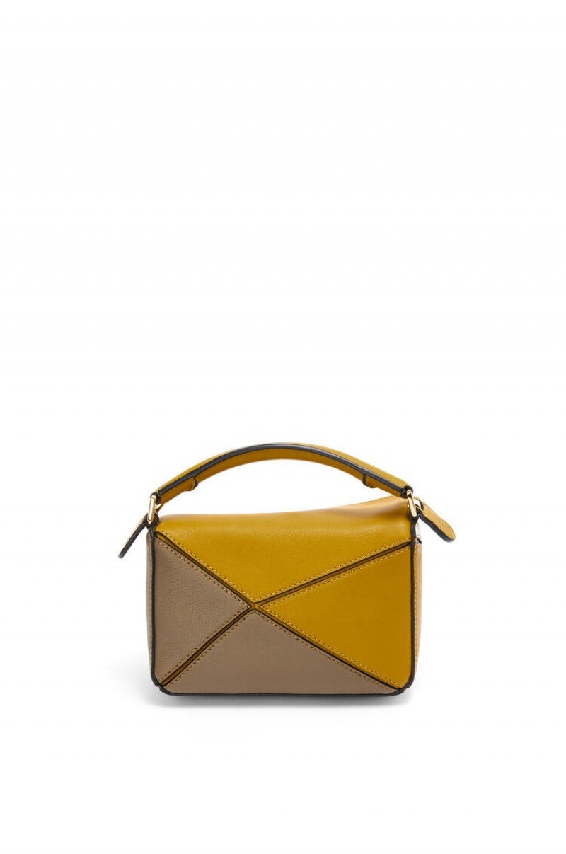 Bolsas Hombro Loewe Mini Puzzle bag in classic calfskin Mujer Blancas | 149CVEBQS