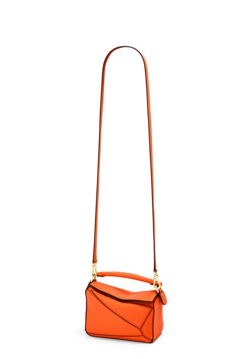 Bolsas Hombro Loewe Mini Puzzle bag in classic calfskin Mujer Naranjas | 783ZRBSVX