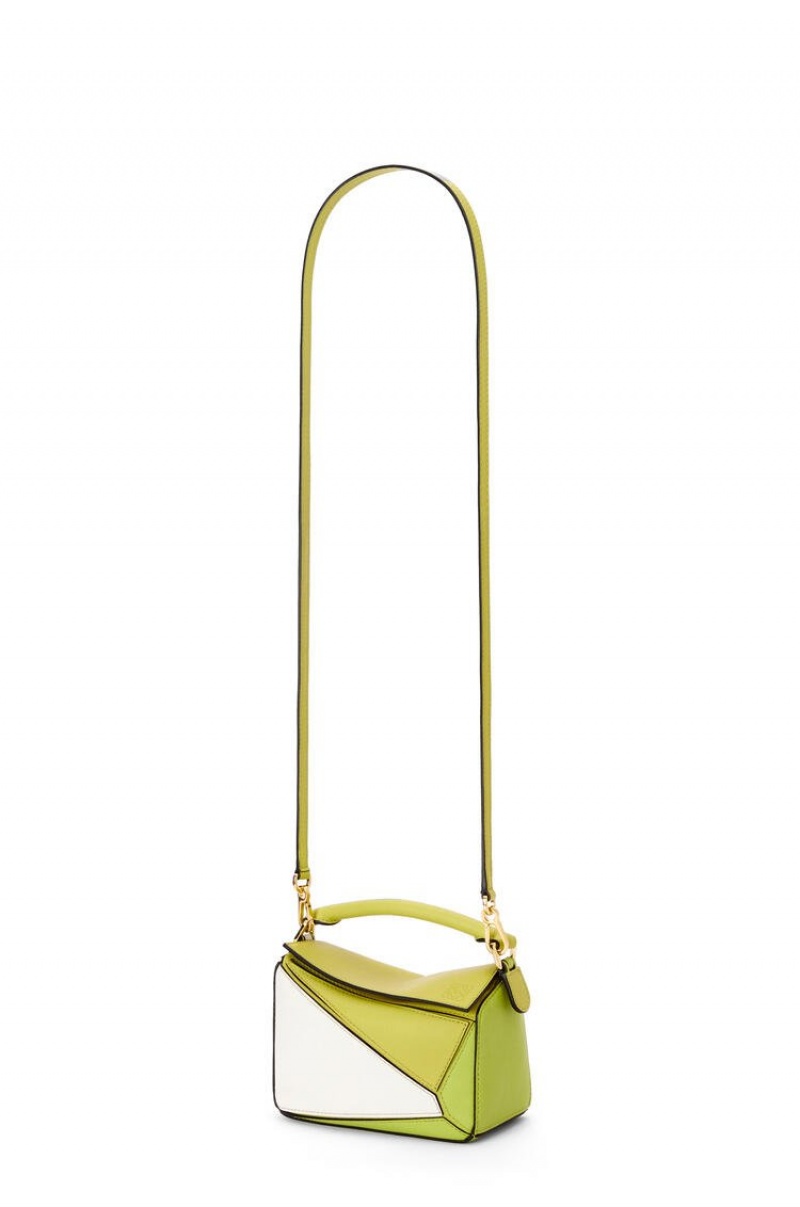 Bolsas Hombro Loewe Mini Puzzle bag in classic calfskin Mujer Amarillo Blancas | 134ZALPUN