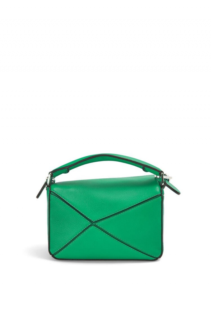 Bolsas Hombro Loewe Mini Puzzle bag in classic calfskin Mujer Verde | 874BNXPKZ