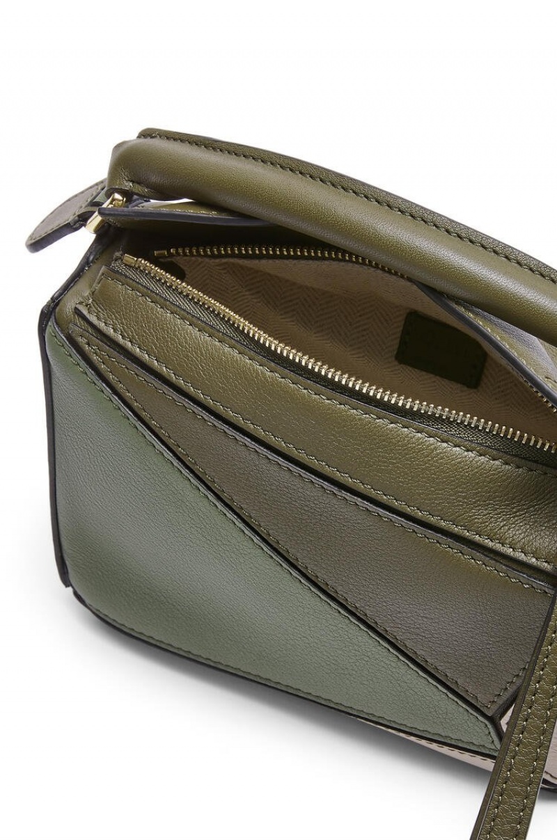 Bolsas Hombro Loewe Mini Puzzle bag in classic calfskin Mujer Verde Verde Menta | 589JVERCD