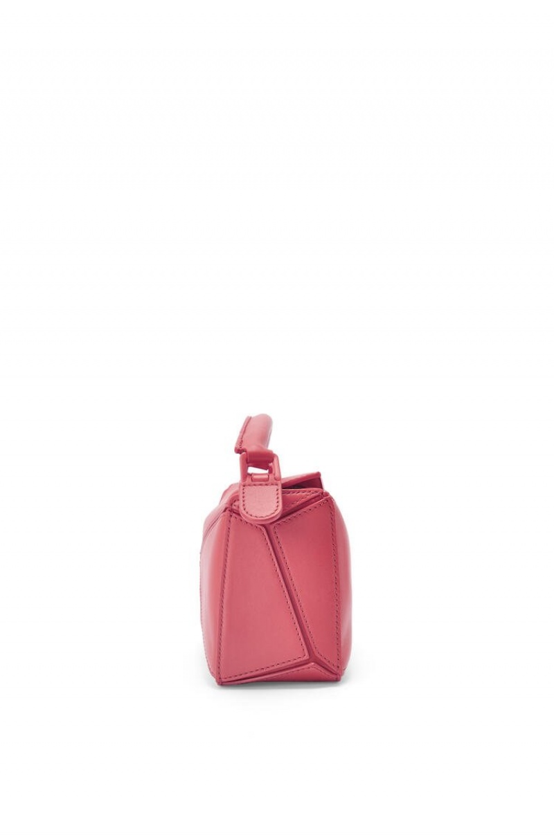 Bolsas Hombro Loewe Mini Puzzle bag in satin calfskin Mujer Plumrose | 681ZCQEDO