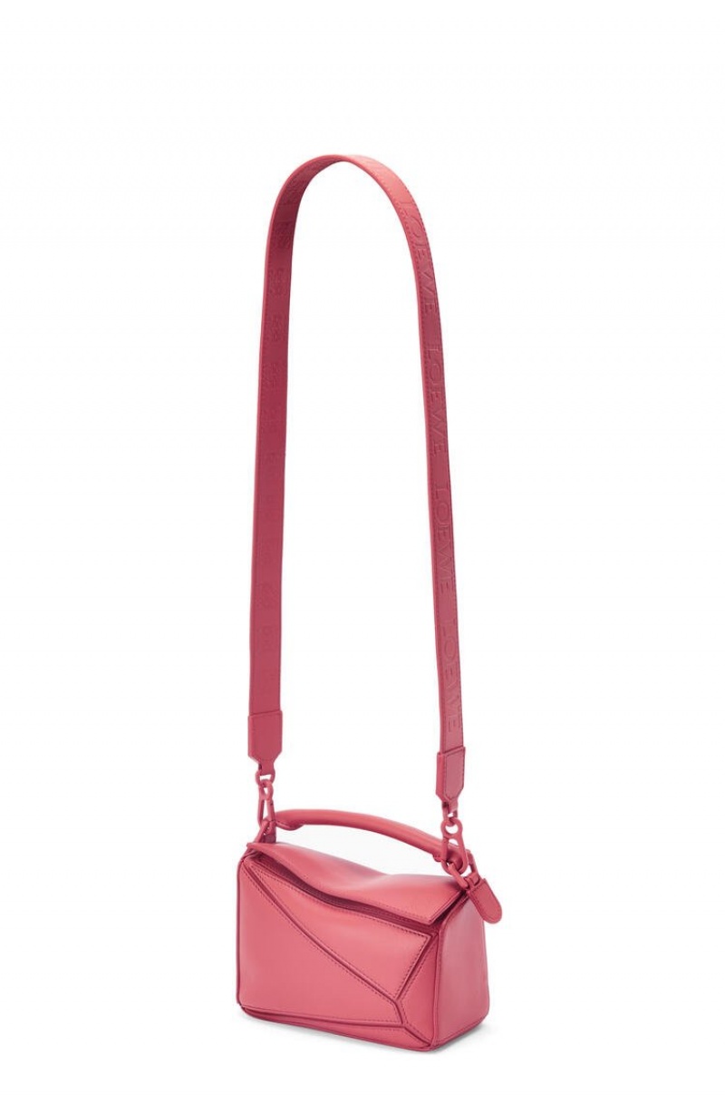 Bolsas Hombro Loewe Mini Puzzle bag in satin calfskin Mujer Plumrose | 681ZCQEDO