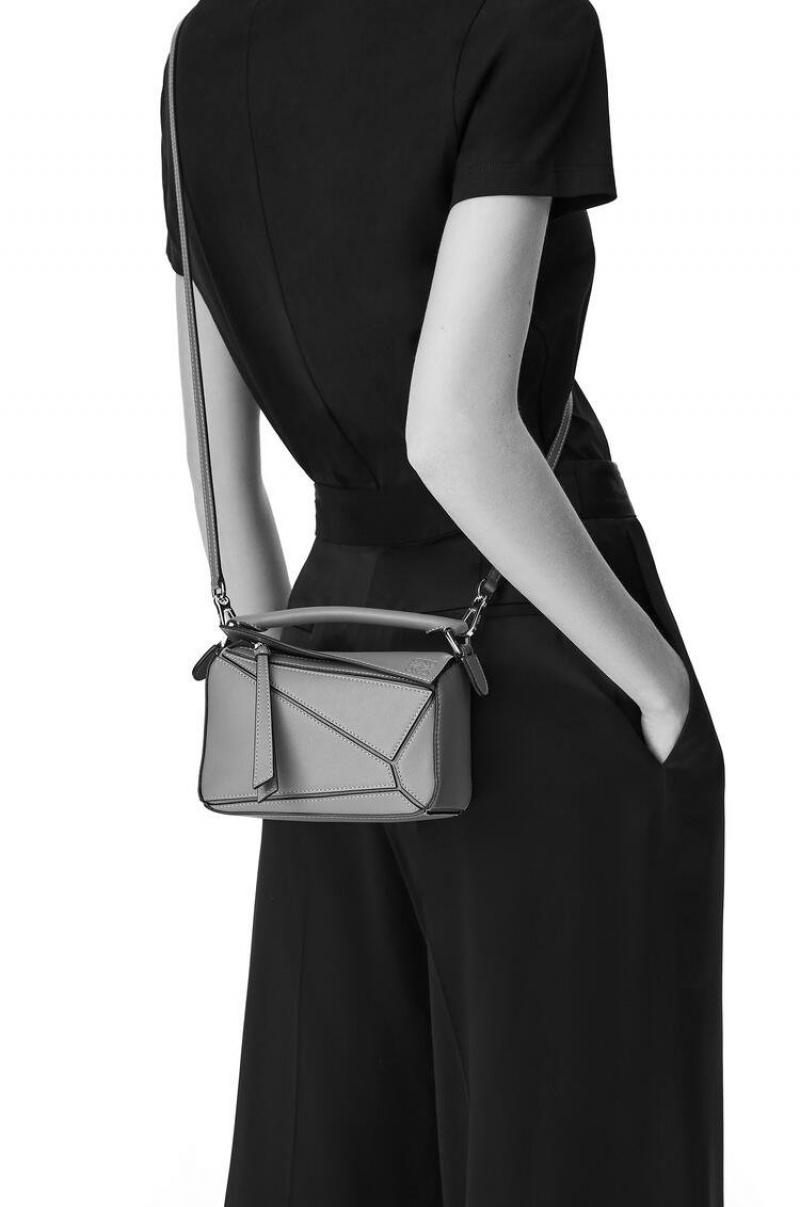 Bolsas Hombro Loewe Mini Puzzle bag in soft grained calfskin Mujer Blancas | 869TZIHXQ