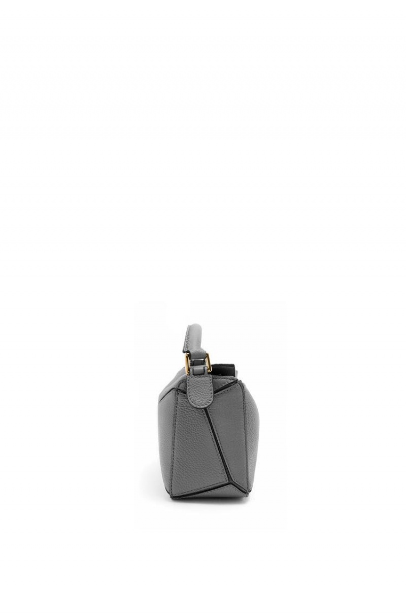 Bolsas Hombro Loewe Mini Puzzle bag in soft grained calfskin Mujer Gris | 018IEWDNA