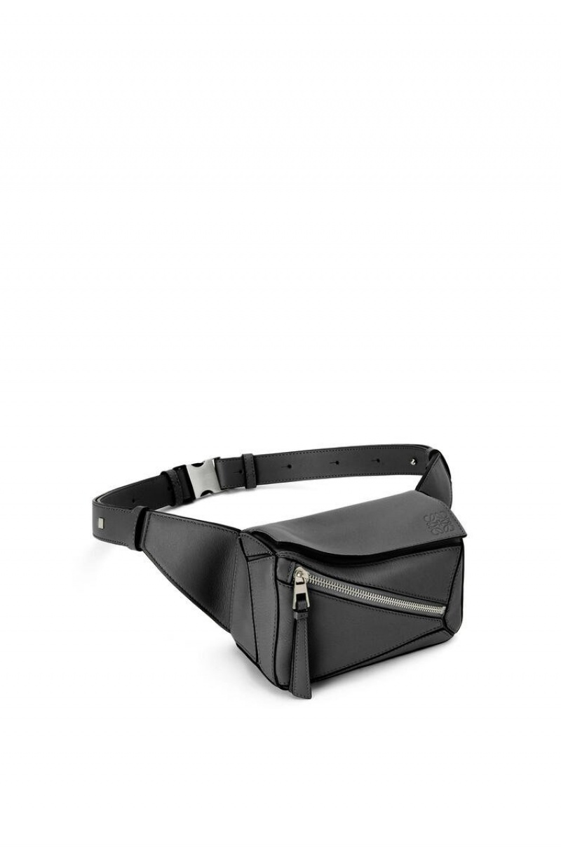 Bolsas Hombro Loewe Mini Puzzle bumbag in classic calfskin Mujer Negras | 843FSNKOR