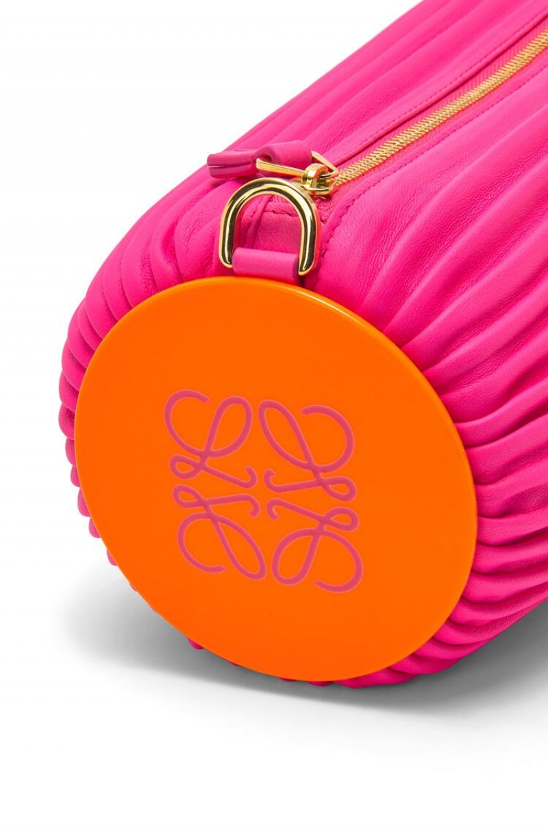 Bolso Pequeño Loewe Bracelet Pouch in pleated nappa and acetate Mujer Rosas | 369KADOFU