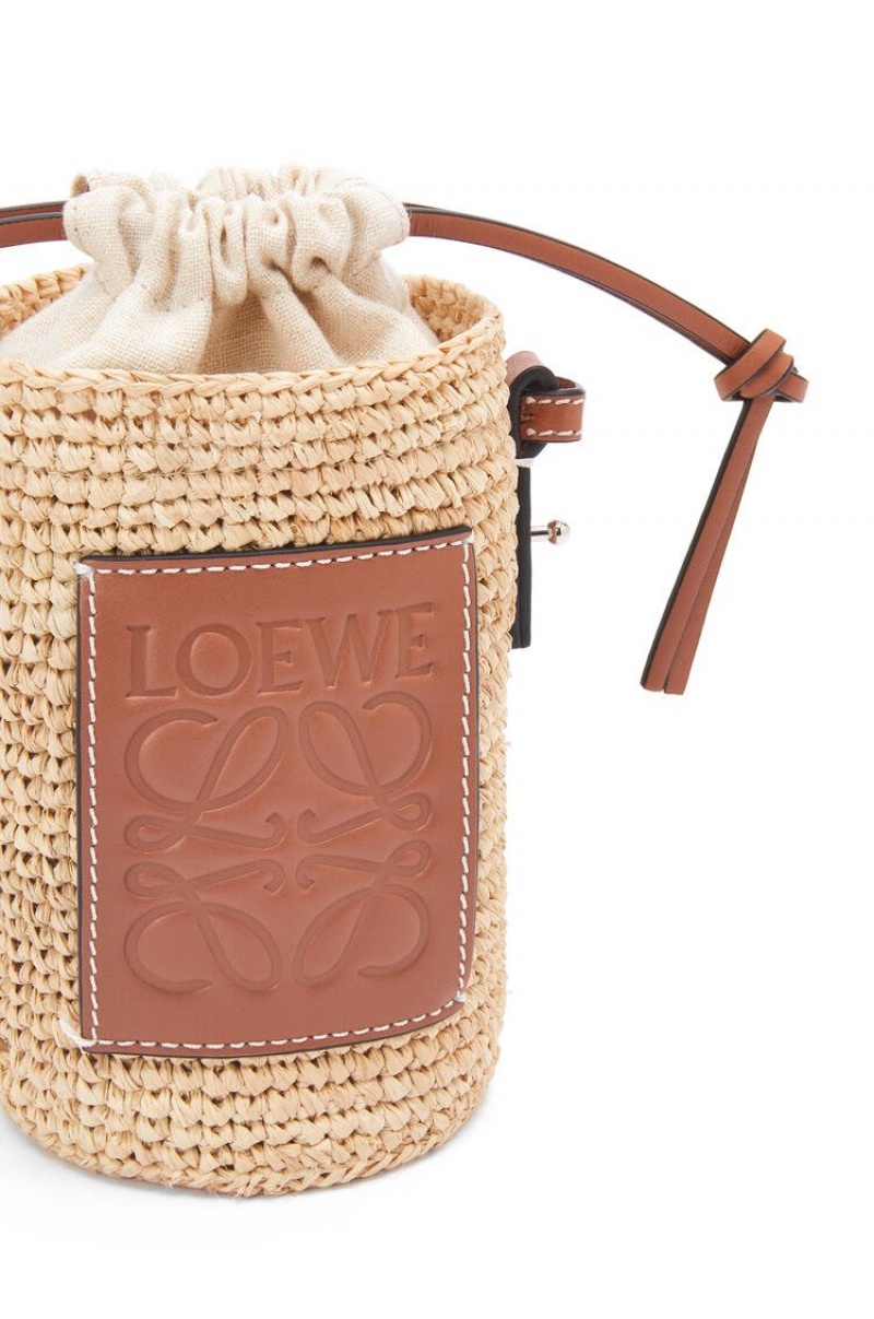 Bolso Pequeño Loewe Cylinder Pocket in raffia and calfskin Mujer Natural / Tan | 718VRTQWF