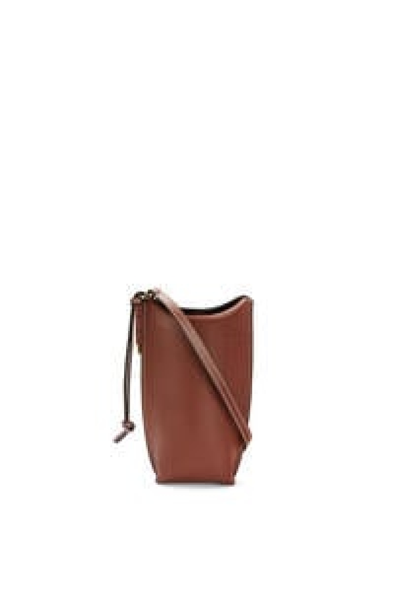 Bolso Pequeño Loewe Gate Pocket in soft calfskin Hombre Rust | 759ABXECO