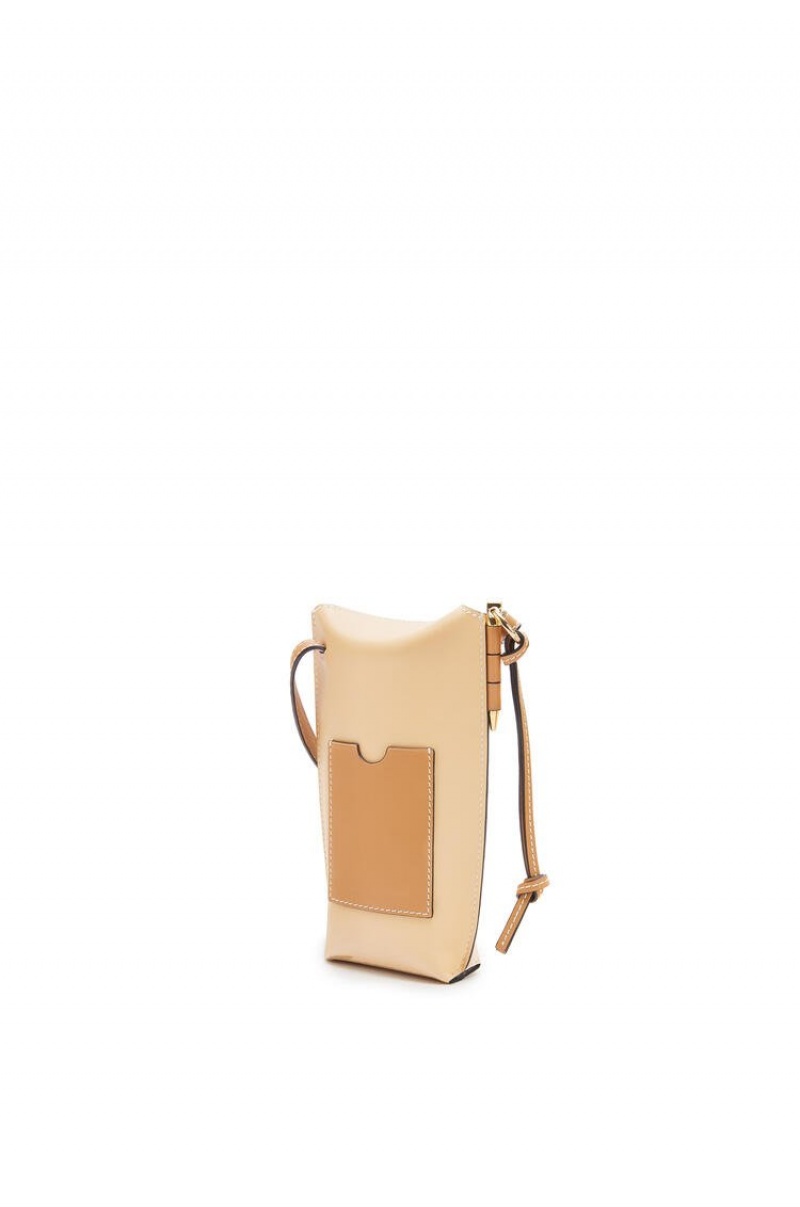 Bolso Pequeño Loewe Gate Pocket in soft calfskin Mujer Dune / Vanilla | 943AQISEB