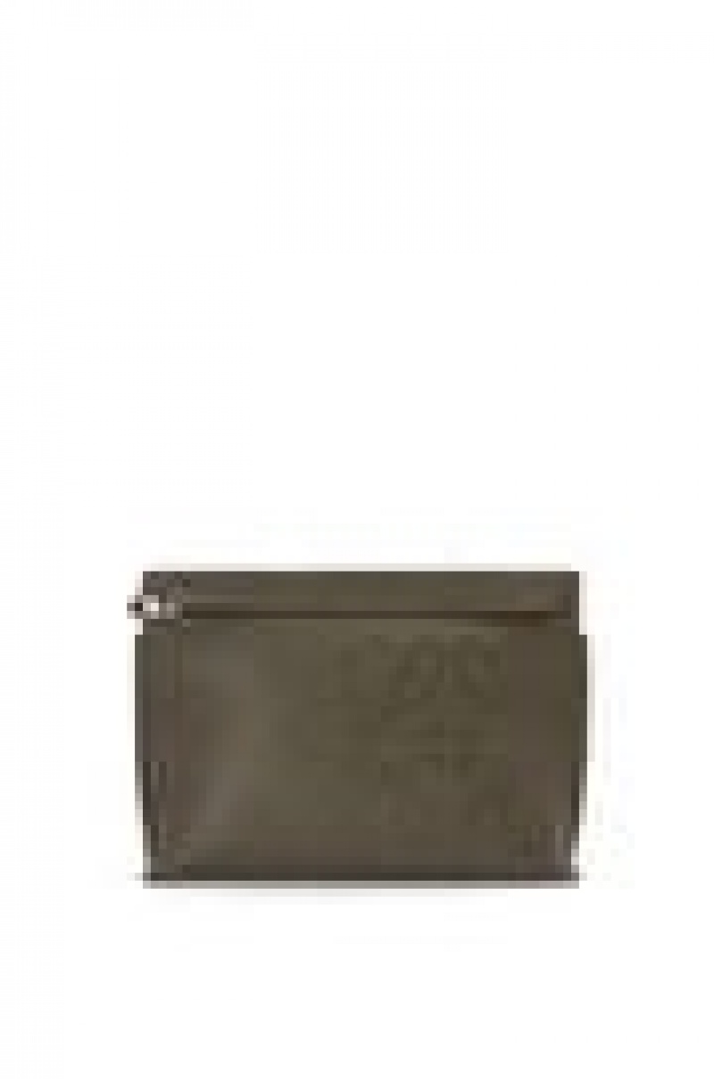 Bolso Pequeño Loewe T Pouch in grained calfskin Hombre Kaki Oscuro Verde | 629KJUNCD