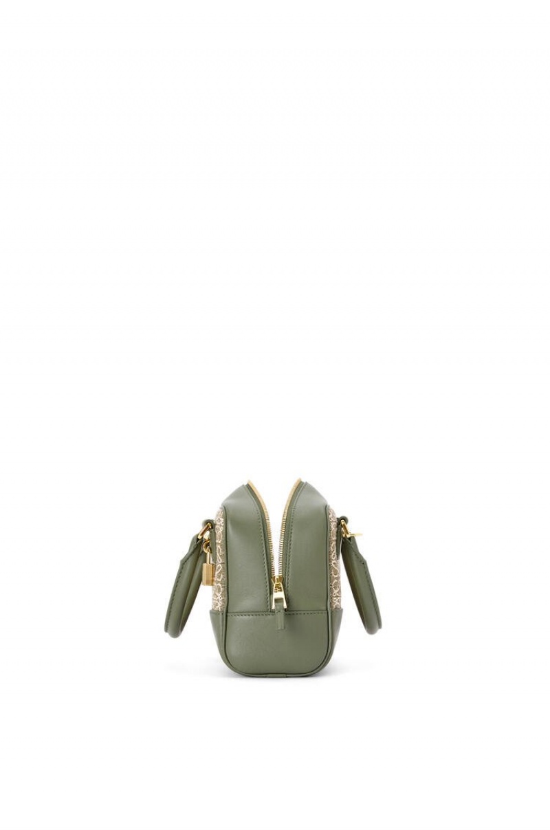 Bolso Tote Loewe Amazona 16 Square bag in Anagram jacquard and calfskin Mujer Verde Verde | 487QEXRMK