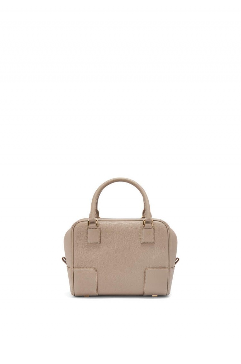 Bolso Tote Loewe Amazona 19 square bag in soft grained calfskin Mujer Sand | 356ECQRJD