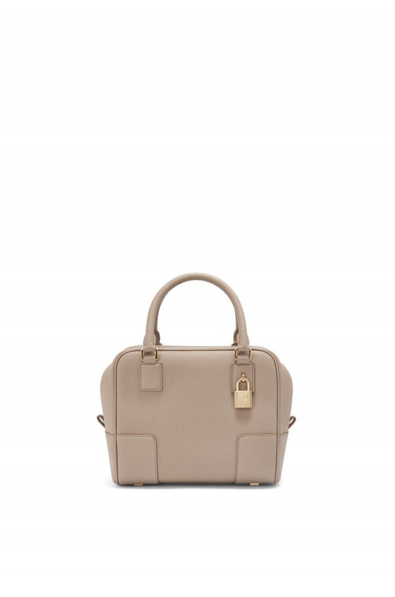 Bolso Tote Loewe Amazona 19 square bag in soft grained calfskin Mujer Sand | 356ECQRJD