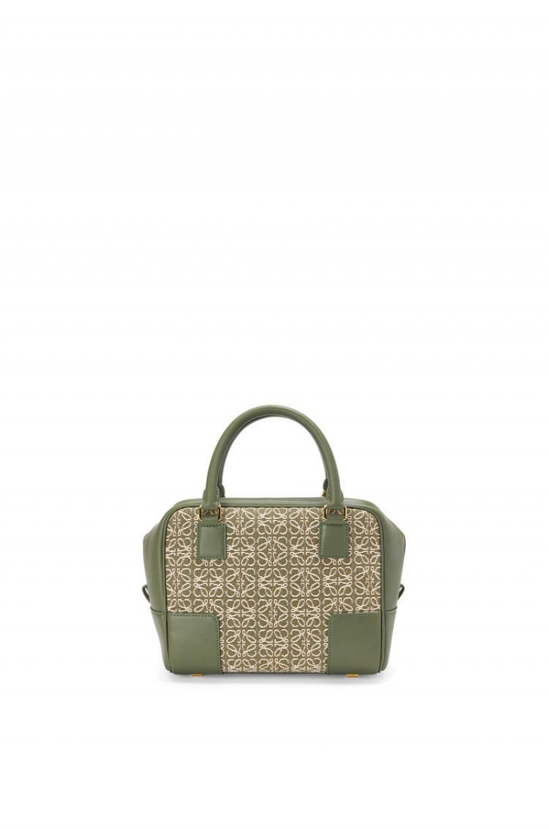 Bolso Tote Loewe Amazona 19 square bag in Anagram jacquard and calfskin Mujer Verde Verde | 817RTVCPM