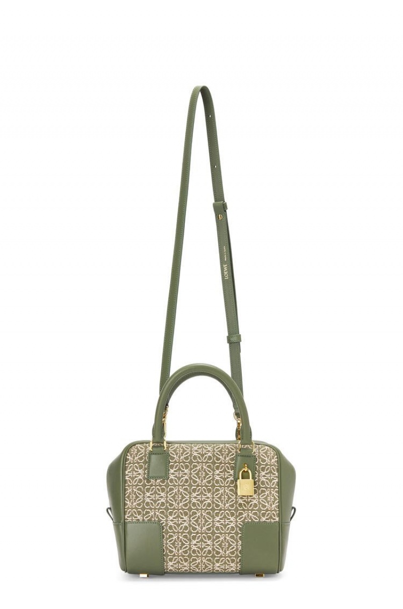 Bolso Tote Loewe Amazona 19 square bag in Anagram jacquard and calfskin Mujer Verde Verde | 817RTVCPM