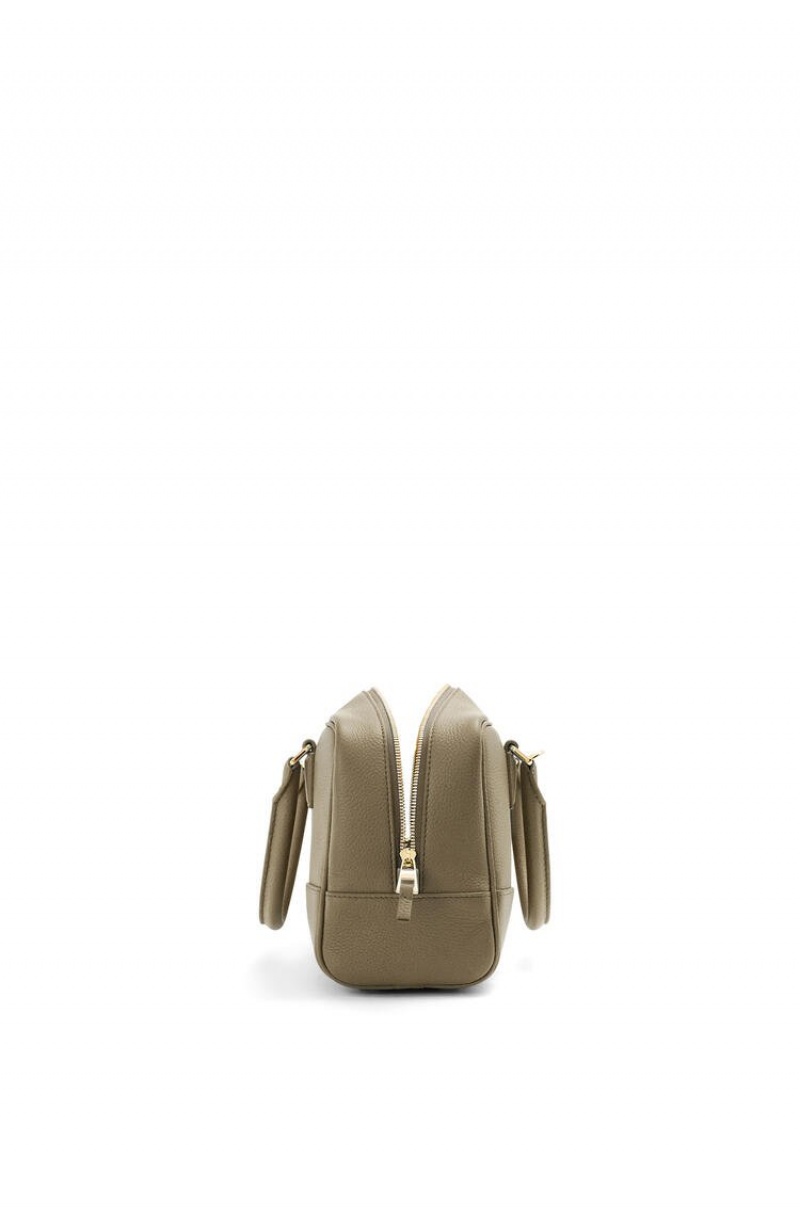 Bolso Tote Loewe Amazona 23 bag in soft grained calfskin Mujer Verde | 809HOMRZN