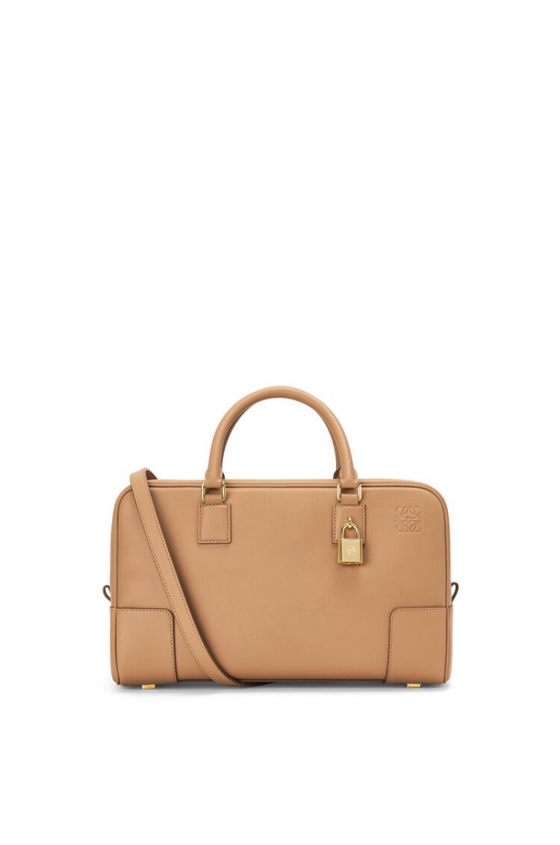 Bolso Tote Loewe Amazona 28 bag in nappa calfskin Mujer Warm Desert | 350YLBFAC