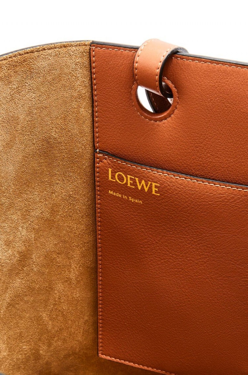 Bolso Tote Loewe Anagram Tote in classic calfskin Mujer Tan | 387VGNSAM