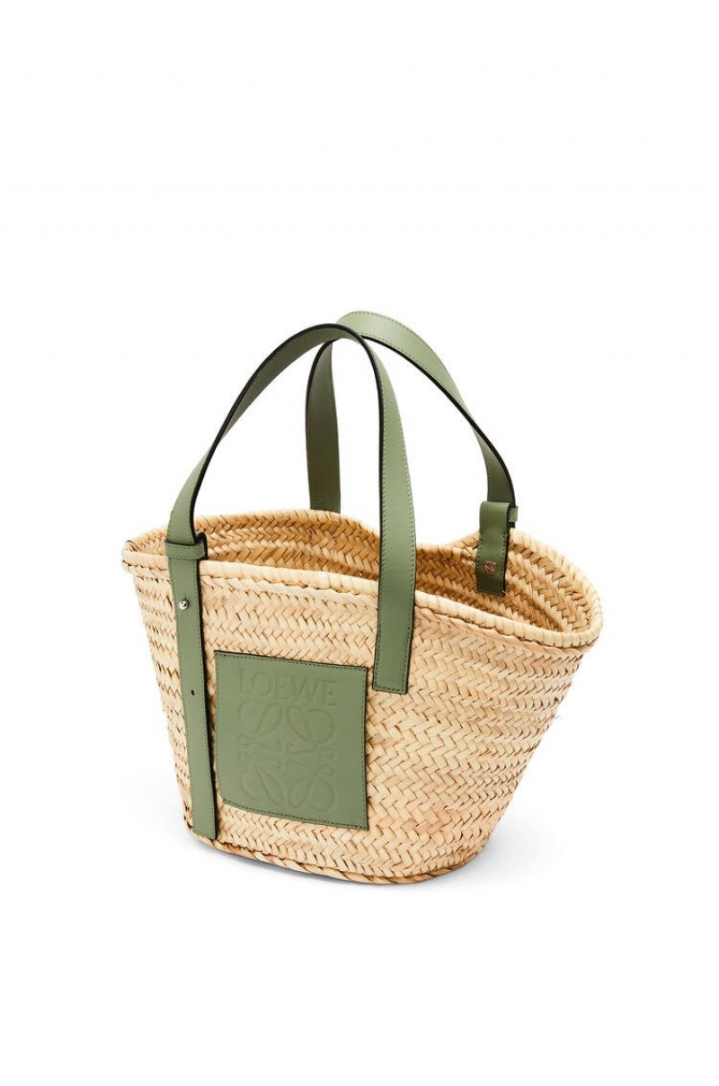 Bolso Tote Loewe Basket bag in palm leaf and calfskin Mujer Natural / Rosemary | 916GQMYJI