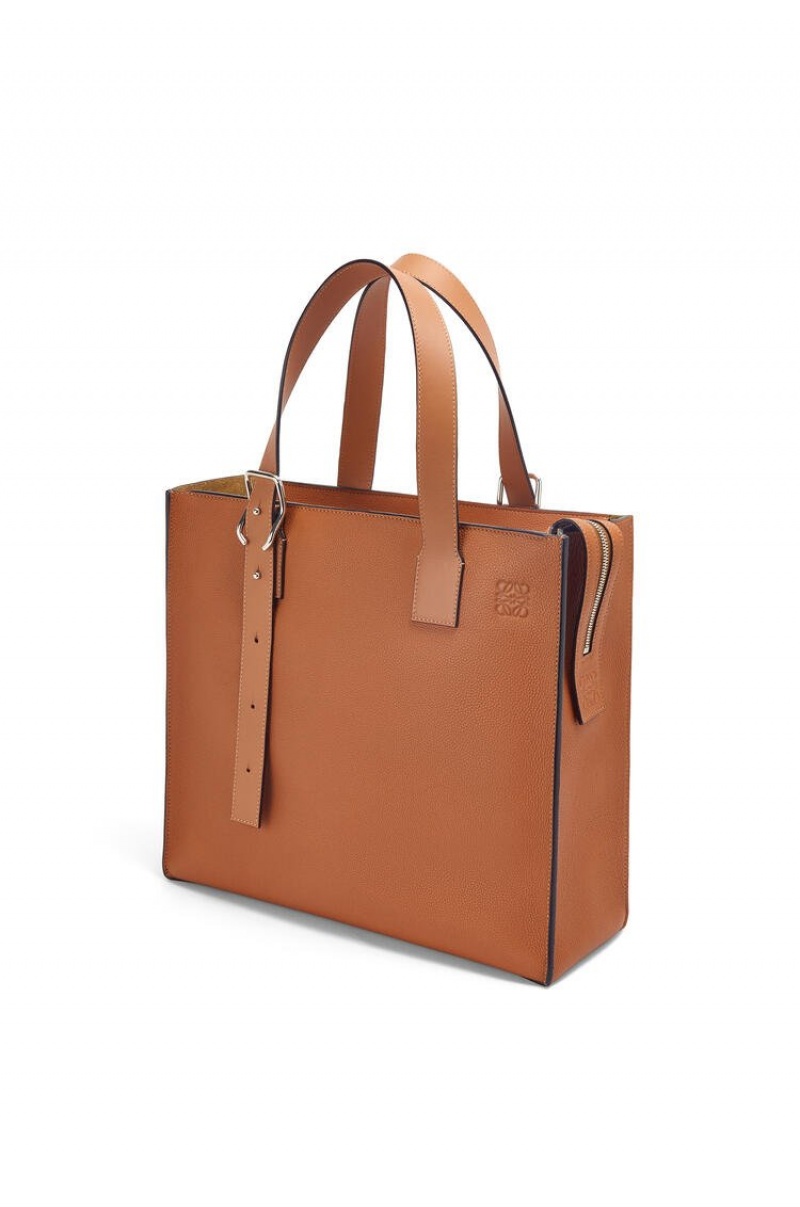 Bolso Tote Loewe Hebilla Zip tote in soft grained calfskin Hombre Tan | 413EMJKZU