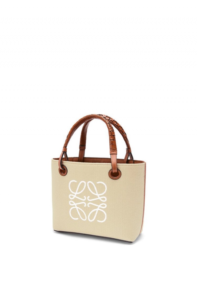 Bolso Tote Loewe Mini Anagram Tote bag in jacquard and calfskin Mujer Ecru / Tan | 684FVDLSU