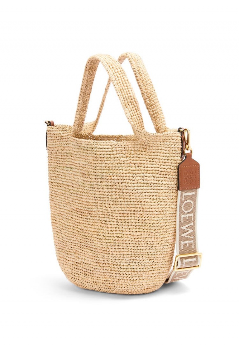 Bolso Tote Loewe Mini Slit bag in raffia and calfskin Mujer Natural / Tan | 064VGFEJQ