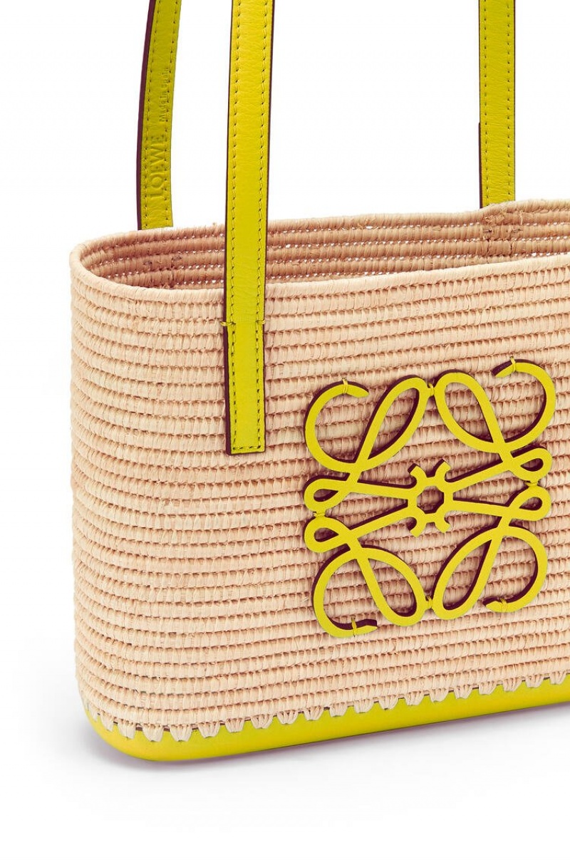 Bolso Tote Loewe Mini Square Basket bag in raffia and calfskin Mujer Limón | 706BEPQAH